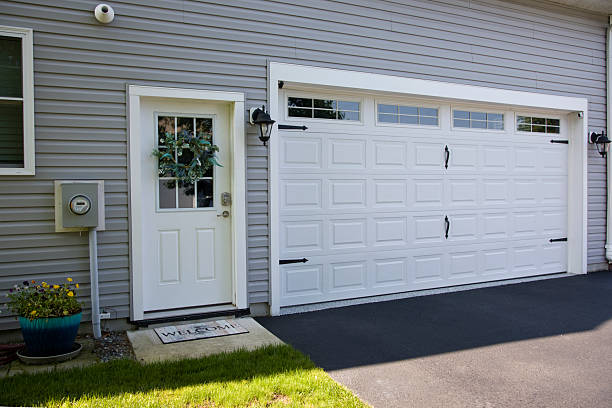 24/7 Emergency Garage Door Panel Replacement experts in Custer County County, OK